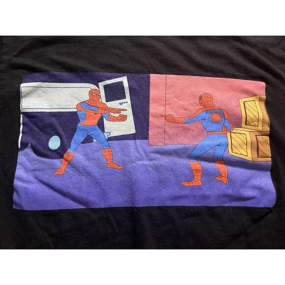 Marvel SPIDER-MAN Pointing at Spider-Man Black Shirt Men’s Size M - Picture 3 of 6